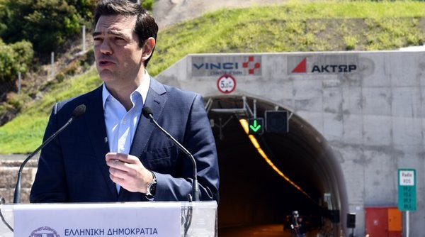 Γκάφα ολκής από Α. Τσίπρα: Μπέρδεψε Εθνική Οδό με…Πτέρυγα Μάχης